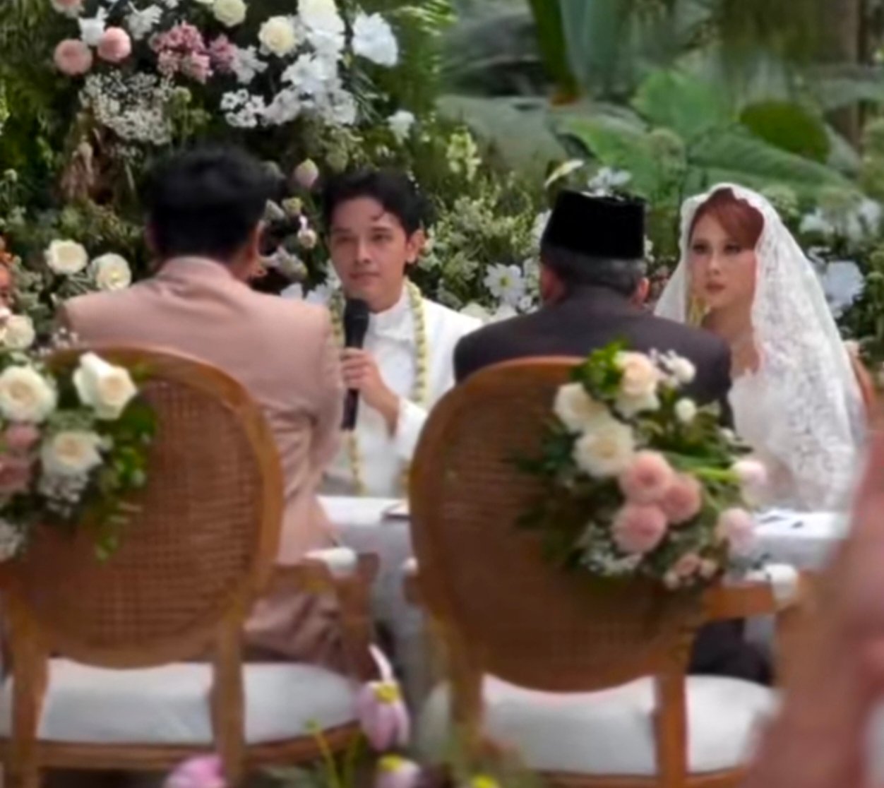 Nadin Amizah dan Faisal Tanjung resmi menikah | Instagram